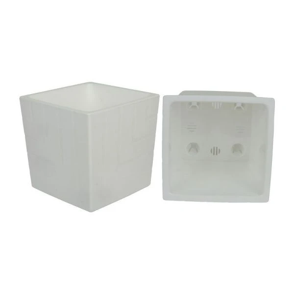 Горшок цветочный 1,2л 11,5*12см пластик КВАДРО с вкладкой белый (16)