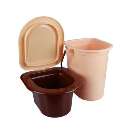 Ведро-туалет 17л 36*40*38см пластик со съёмным горшком (5)