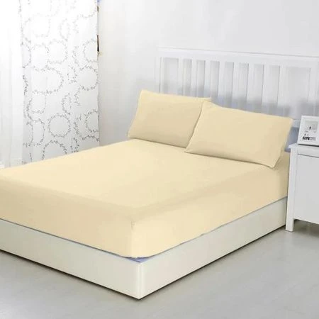 Простыня на резинке 200*200*20 трикотаж Молочный