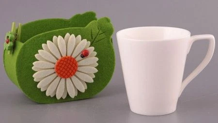 Кружка 400мл фарфор с подставкой из войлока (36)