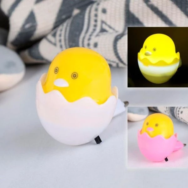 Ночник 6,5*6,5*7см пластик Цыпленок CW415-76 (240)