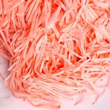 Наполнитель декоративный бумажный 100г персиковый.