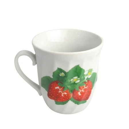 Кружка 350мл фарфор КЛУБНИКА (6/72)