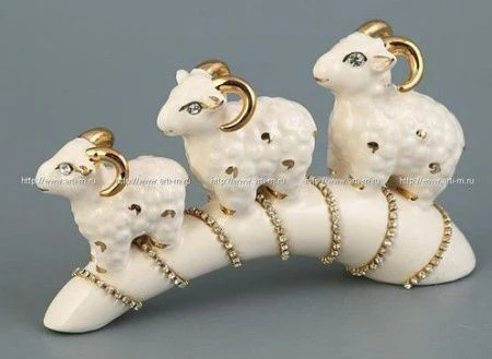 Фигурка ТРИ БАРАНА 16*9*24см