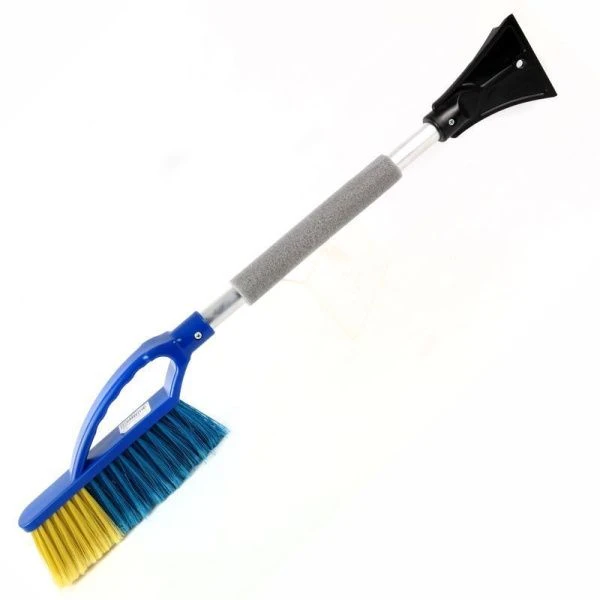 Щетка автомобильная Люкс (68см, скребок 10см, щетина h6см) (18) сбс