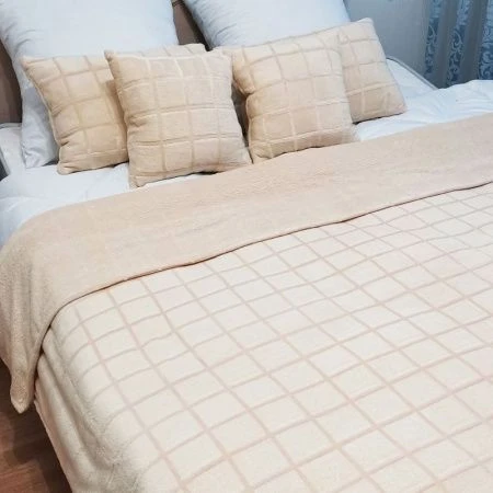 Плед 150*200 фланель ДомВелл рис. Клетка бежевая Плед 150*200 фланель ДомВелл рис. Клетка бежевая