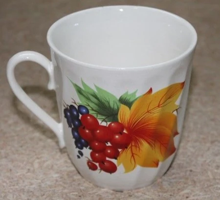 Кружка 250мл фарфор Волна СМОРОДИНА (12)