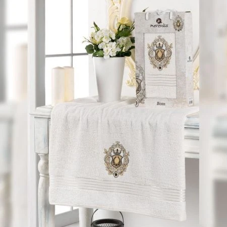 Полотенце махровое 70*130см MERZUKA BOSS кремовый подар.уп.