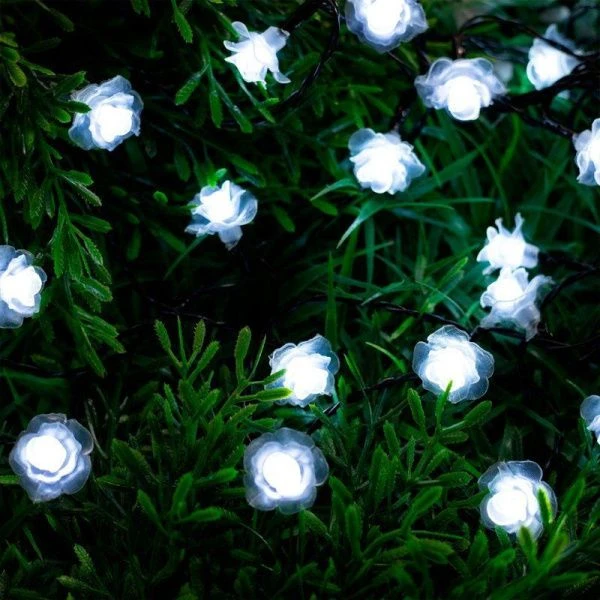 Гирлянда садовая на солнечной батарее пластик 4,5м 30 ламп 2 режима Розы белый свет (50)