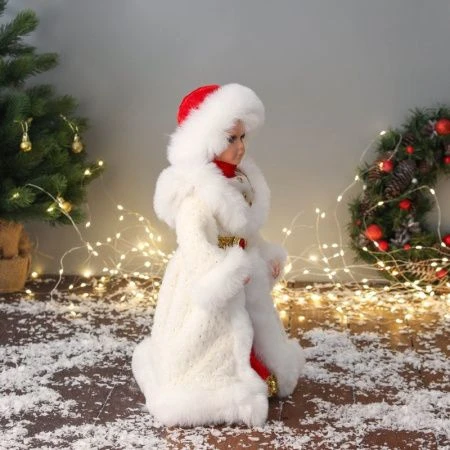 Фигурка новогодняя Снегурочка в бело-красной шубе двигается 40см