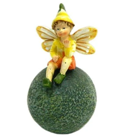 яяяФигурка Дети на шаре 2 вида 060641 -5 (36)