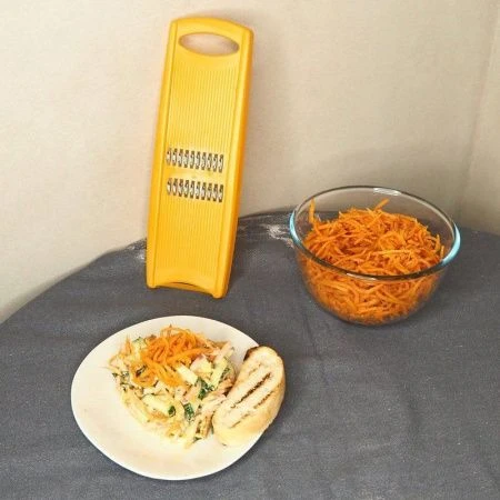 Терка для корейской моркови 27*8,5*1,5см металл/пластик МТ76-11 (5/100)