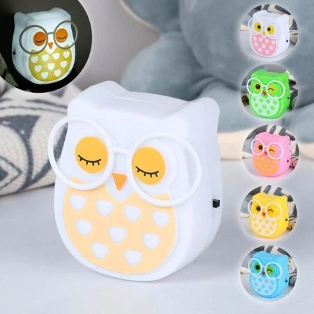 Ночник 7*3,5*8см пластик Сова CW415-82 (60/240)