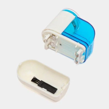 Машинка для очистки ткани Добрыня DO-2703, работает от батареек 2*АА (50)