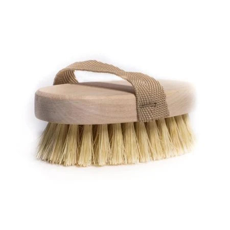 Щетка банная 12*7см дерево с ремешком волокно тампико (45)