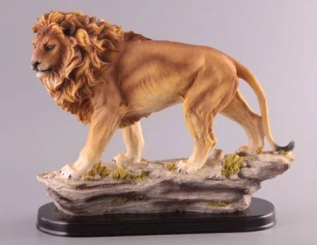 яяяФигурка ЛЕВ h=27см l=29см (6) яяяФигурка ЛЕВ h=27см l=29см (6)