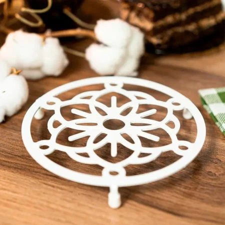 Подставка под горячее круглая 2,2*16,4*16,4см металл белый 300-100W