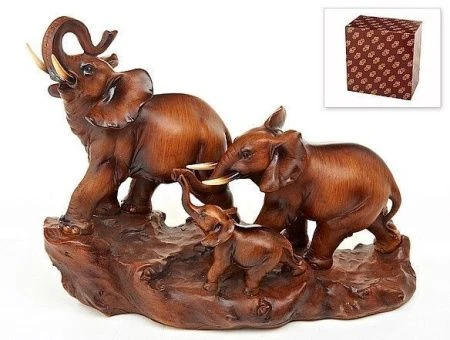 яяяФигурка Семья 12,5*32,5*25см (подар.уп.)