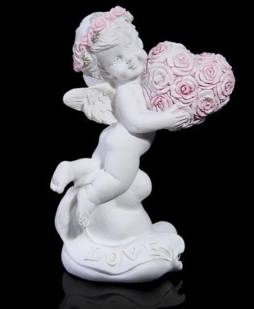 яяяФигурка Ангел с сердцем из роз на подставке 7,5*5*10см