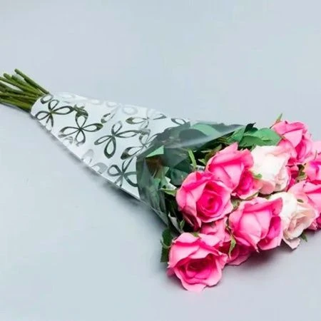 Пакет цветочный Конус полипропилен Милана с рис. белый 30/40см (50/500)