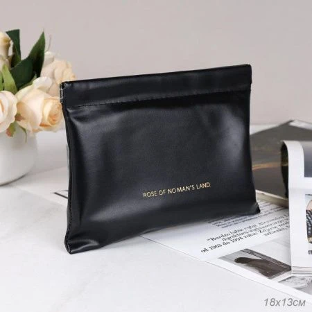 Косметичка полимер/текстиль 18*13см на магните BGCO черная XN-002BL (300)