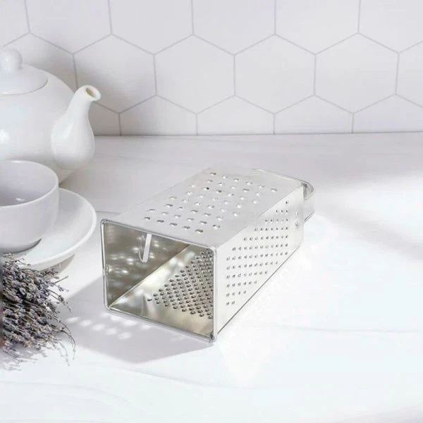 Терка 4 гранная 11*8,5*22см белая жесть в сервисной упаковке К01.000.02 (60)