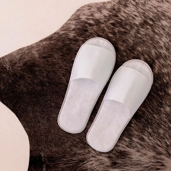 Тапочки одноразовые белые с открытым мысом (250)