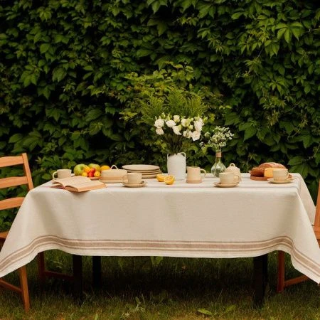 Скатерть 100%лен 220*140см Persistent 260 гр/м2