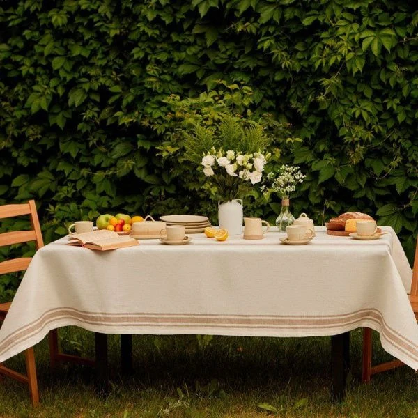 Скатерть 100%лен 220*140см Persistent 260 гр/м2
