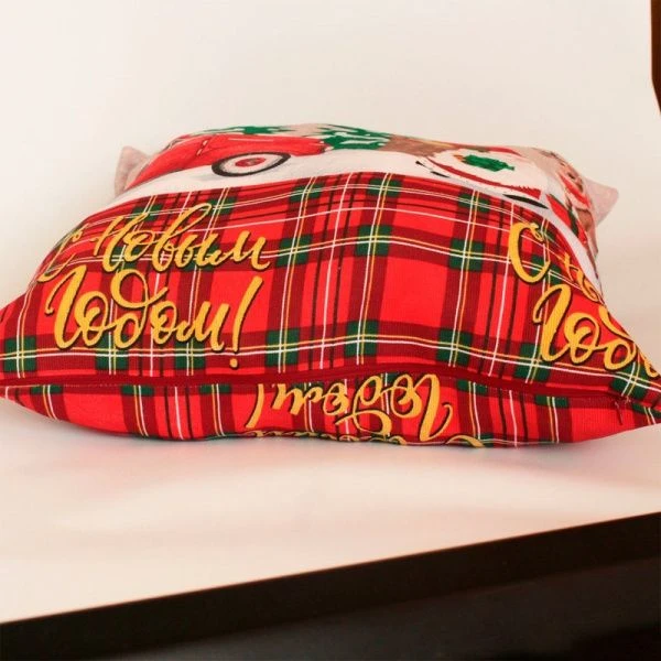 Подушка декоративная 40*40 (+-5 см) рогожка LeSonnet рис. Новогодние приключения