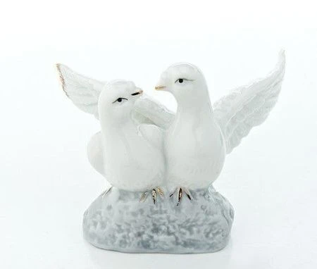 яяяФигурка ПАРА ГОЛУБЕЙ 9*6*7см (фрф) подар.уп.