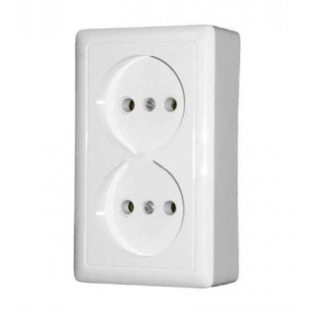Розетка 2-местная без заземления пластик 16А ХИТ (откр.уст) белая RA16-237-B (112) Розетка 2-местная без заземления пластик 16А ХИТ (откр.уст) белая RA16-237-B (112)