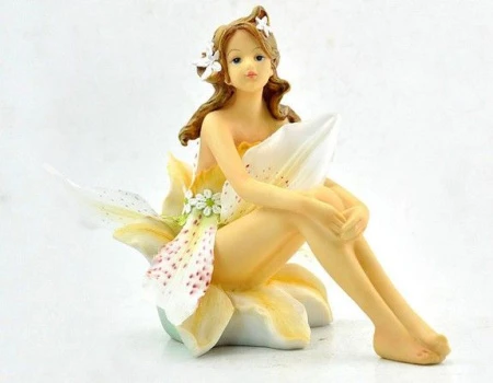 яяяСтатуэтка Девушка лилия 17х11х16см