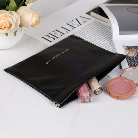 Косметичка полимер/текстиль 18*13см на магните BGCO черная XN-002BL (300)