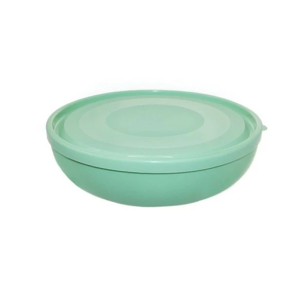 Салатник с крышкой 1,4л пластик (36)