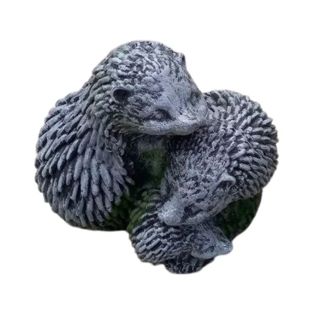 Фигура садовая ЕЖИКИ семья иск.мох 19см гипс Фигура садовая ЕЖИКИ семья иск.мох 19см гипс