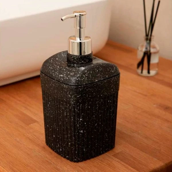Дозатор для жидкого мыла 650мл 90*90*177мм пластик VELVET черный гранит (9)