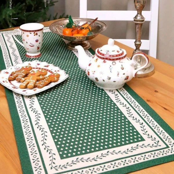Салфетка новогодняя 40*100см гобелен НИДЕРЛАНДЫ зеленый