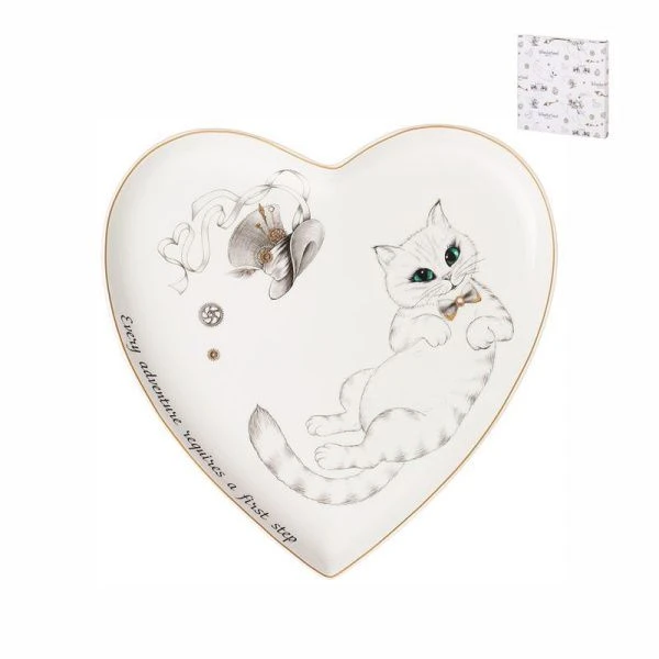 Тарелка мелкая 21,5*2см фарфор WONDERLAND в форме сердца (48)