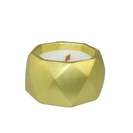 Свеча парафин в подсвечнике большом золотом (18)