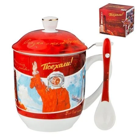 Кружка 300мл фарфор ПЕРВЫЕ В КОСМОСЕ (36)