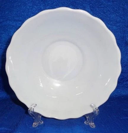 Салатник 600мл 18см стеклокерамика БЕЛЬЕ круглый (6/48)