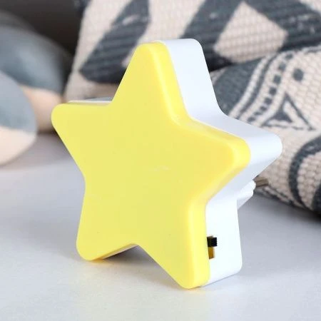 Ночник 8*2,5*8см пластик Звезда CW415-78 (40/240)