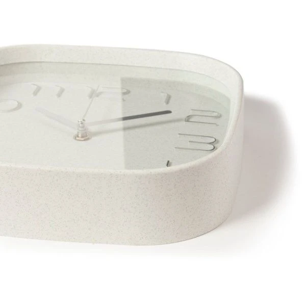 Часы настенные 25*25см пластик РУБИН Классика белые с серебром (10)