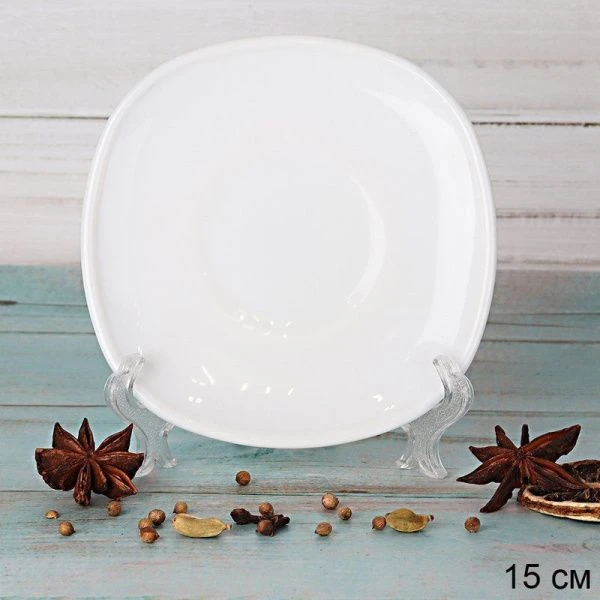 Блюдце стеклокерамика 15см ф.квадрат белое FBD220 (6/96)