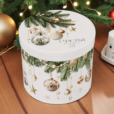 Коробка новогодняя подарочная картон h22 d19.5см 10866861 Коробка новогодняя подарочная картон h22 d19.5см 10866861