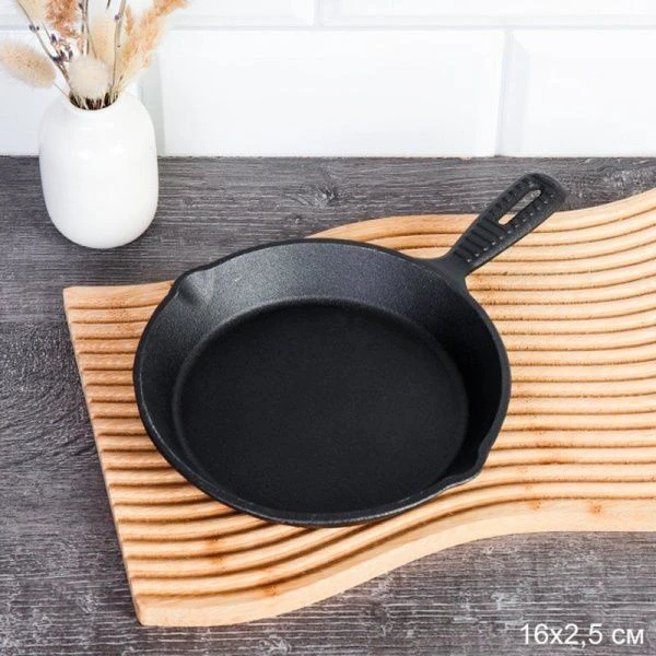 Сковорода 16*3,2см чугун с ручкой F-104 (10)