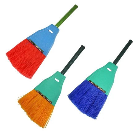 Веник-метла №6 (малый) 24*2*67см пластик со съемной ручкой (ворс 17см) А8 006 (50)