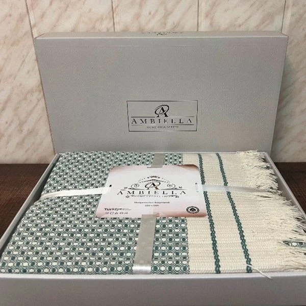 Покрывало жаккард  220*240 FAMILY в коробке, зеленый