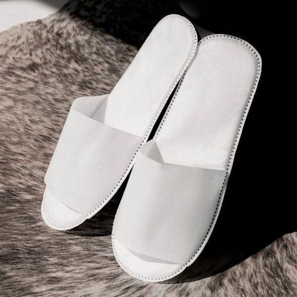 Тапочки одноразовые белые с открытым мысом (250)